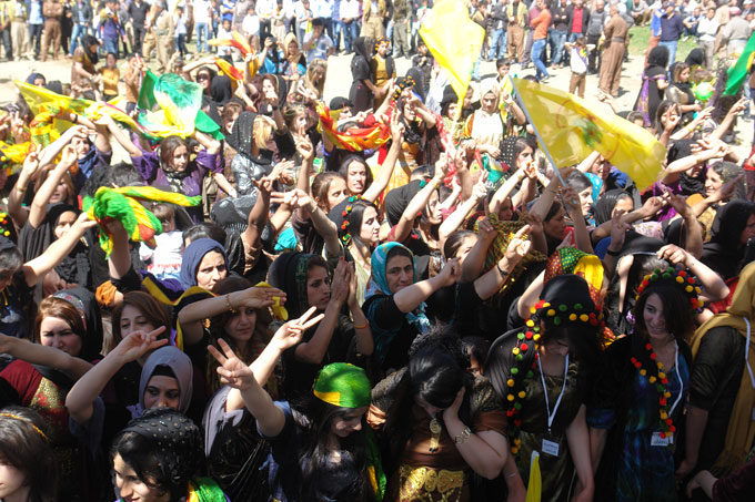 Şemdinli - Derecik Newroz 2014 19