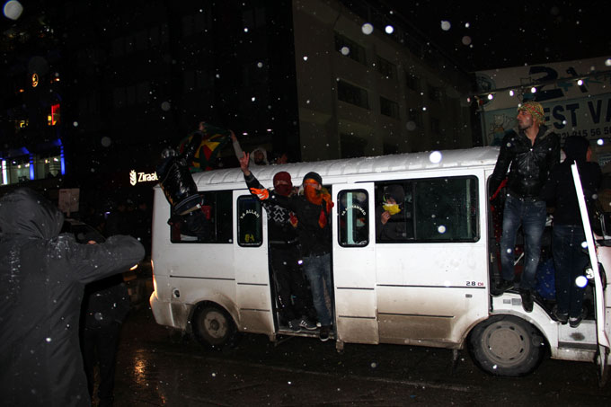 BDP Van'da zaferini kutluyor 41