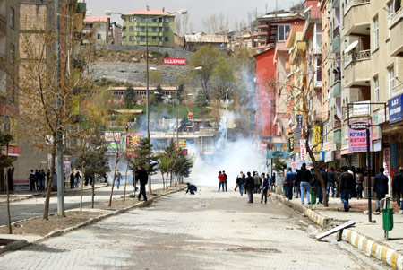 Ahmet Türk'e yönelik saldırı Hakkari'de protesto edildi - Fotoğraflar 10