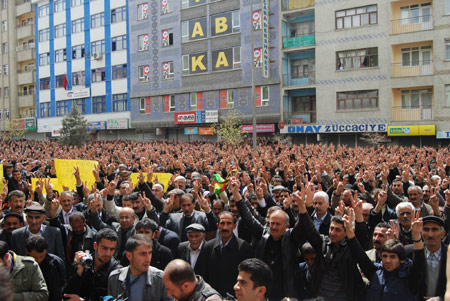 Ahmet Türk'e yönelik saldırı Hakkari'de protesto edildi - Fotoğraflar 2