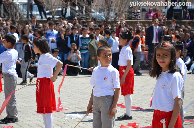 Yüksekova'da 23 Nisan etkinliği 15