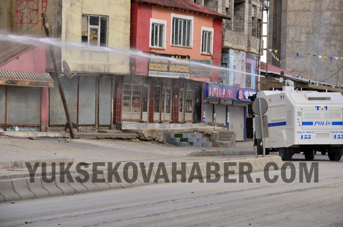 Yüksekova'da gerginlik çıktı - foto galeri - 01-05-2014 15