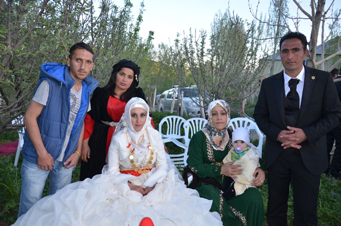 Yüksekova Düğünleri 3-4 Mayıs 2014 50