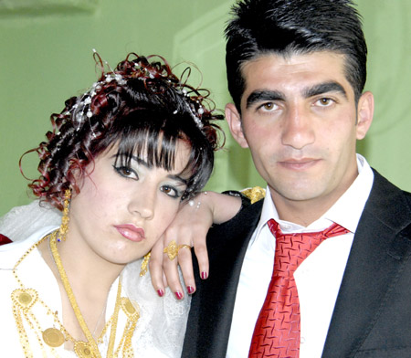 Yüksekova Düğünleri (25 Nisan 2010) 2