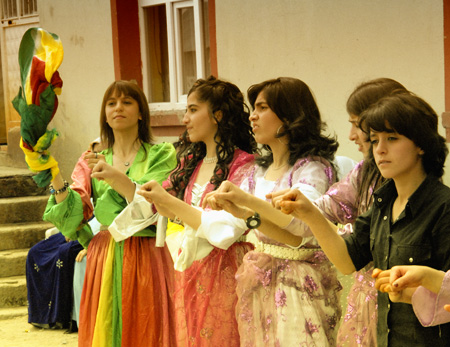 Yüksekova Düğünleri (25 Nisan 2010) 85