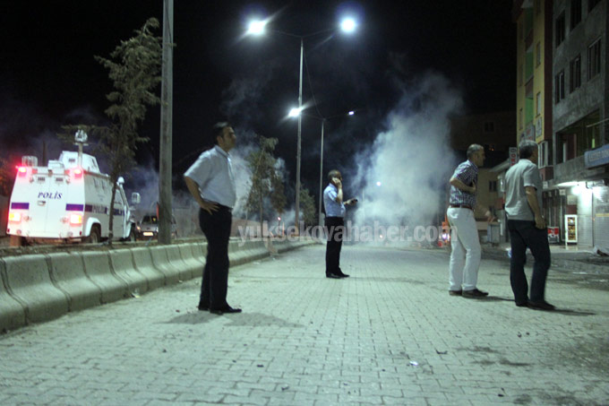 Hakkari'de kavga: Kent merkezi yine karıştı 24