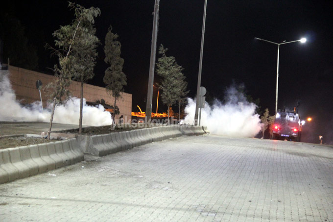 Hakkari'de kavga: Kent merkezi yine karıştı 26