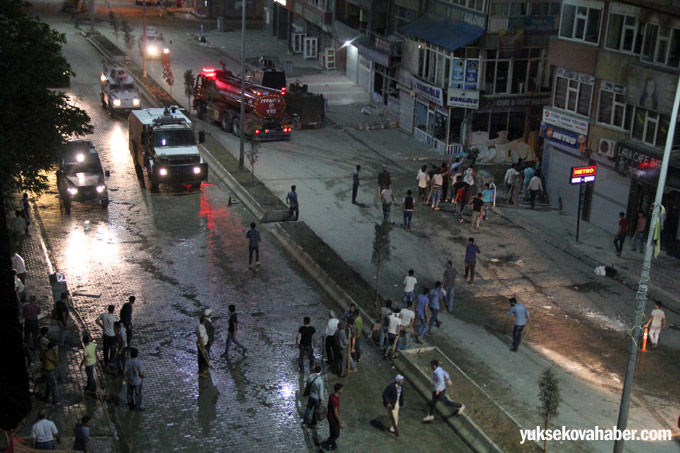 Hakkari'de kavga: Kent merkezi yine karıştı 43