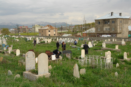 Yüksekova'da fidan dikimi 19