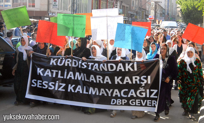Yüksekova'da on binlerce kişi IŞİD terörünü protesto etti 2