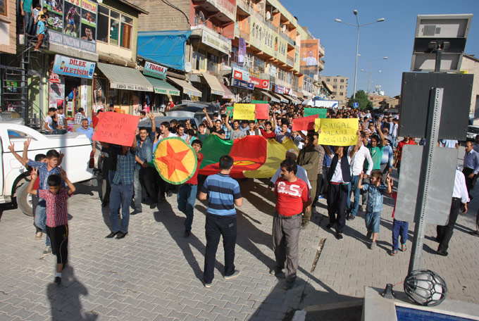 Şemdinli'de yüzlerce kişi IŞİD’i protesto etti 3