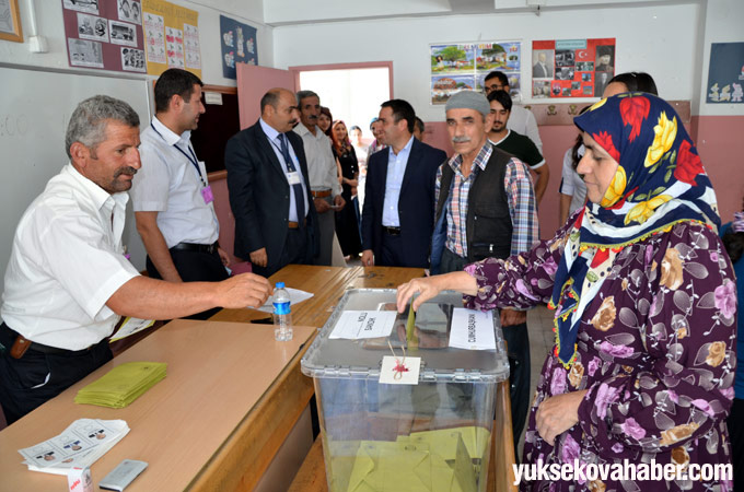 Hakkari'de en rahat 'seçim' 14