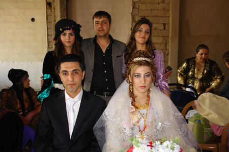 Yüksekova Düğünleri 09.05.2010 26