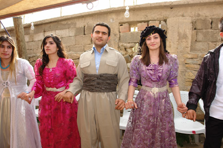 Yüksekova Düğünleri 09.05.2010 49