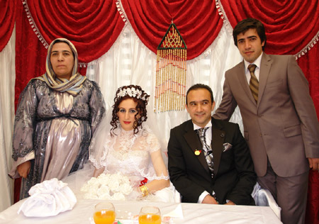 Yüksekova Düğünleri 09.05.2010 93
