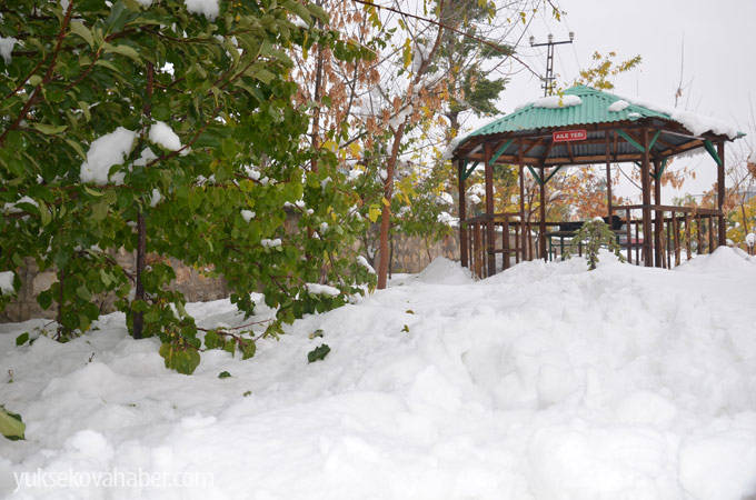 Yüksekova'da kar manzaraları - foto - 21-10-2014 20