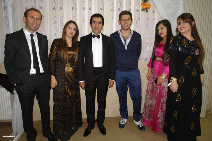Tekin ailesinin Yüksekova'daki düğününden fotoğraflar - 01-11-2014 40