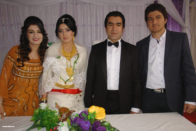 Tekin ailesinin Yüksekova'daki düğününden fotoğraflar - 01-11-2014 7
