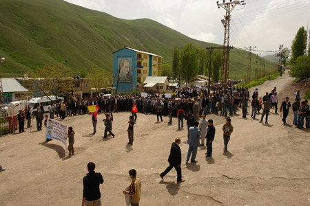 İran'a kitlesel protesto 31