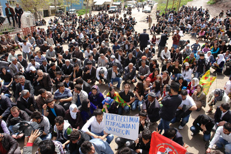 İran'a kitlesel protesto 56