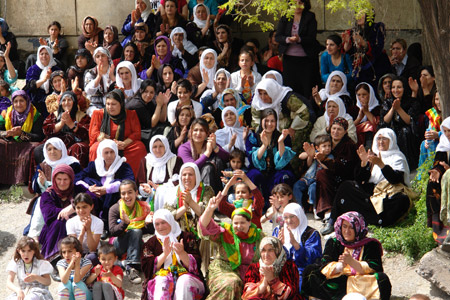 İran'a kitlesel protesto 61