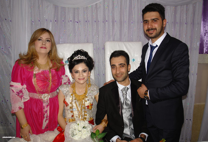 Yüksekova Düğünleri (08 09 Kasım 2014) 14