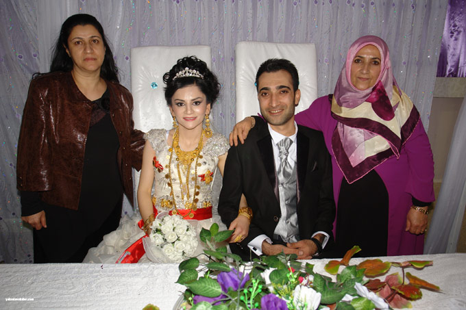 Yüksekova Düğünleri (08 09 Kasım 2014) 15