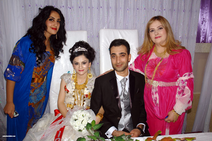 Yüksekova Düğünleri (08 09 Kasım 2014) 20