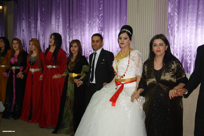 Yüksekova Düğünleri (15 16 Kasım 2014) 43