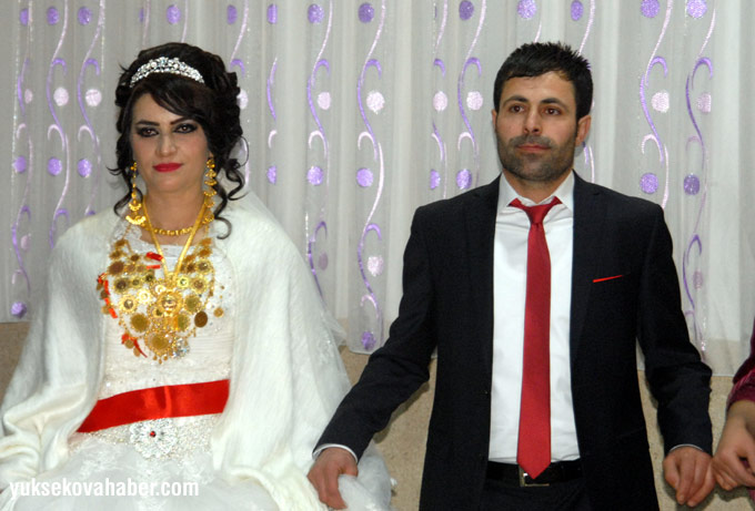 Yüksekova Düğünleri (29 30 Kasım 2014) 11