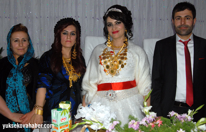 Yüksekova Düğünleri (29 30 Kasım 2014) 20