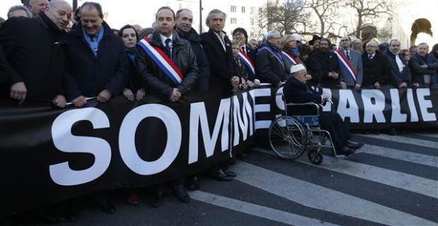 Paris'te tarihi yürüyüş: Milyonlar alanlara çıktı 29