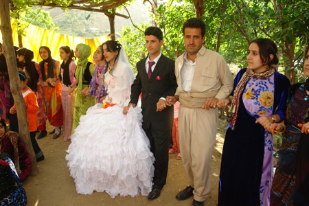 Şemdinli Düğünleri (16.05.2010) 24
