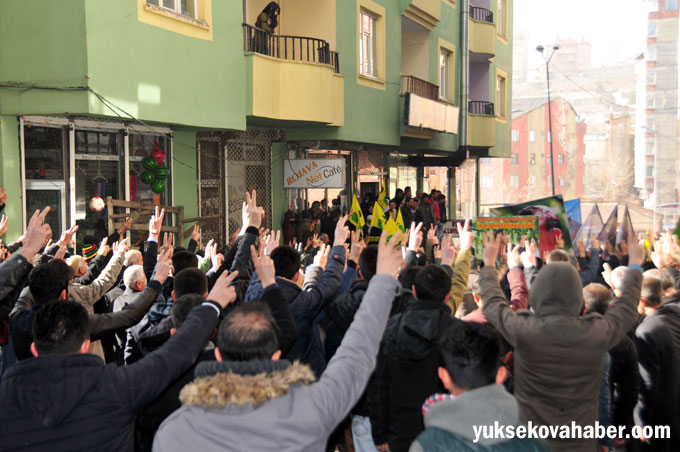 Hakkari'de 'Öcalan'a özgürlük' yürüyüşü 1