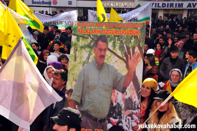 Hakkari'de 'Öcalan'a özgürlük' yürüyüşü 17