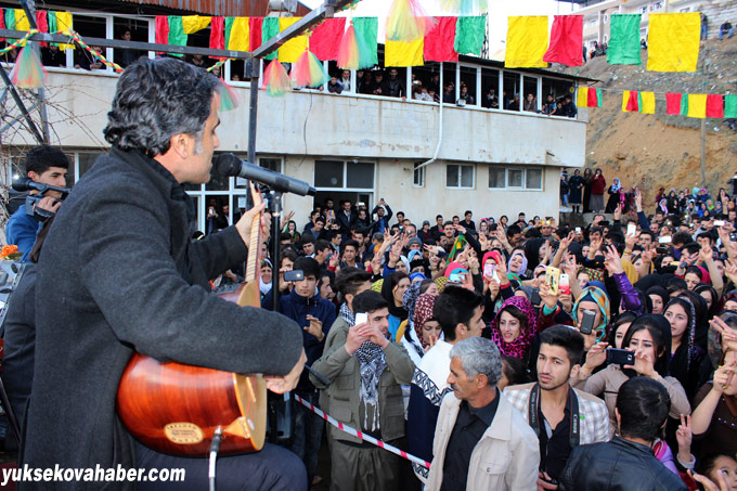 Hozan diyar Şemdinli'de konser verdi 54
