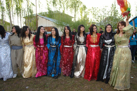 Yüksekova Düğünlerinden kareler (15.05.2010) 105