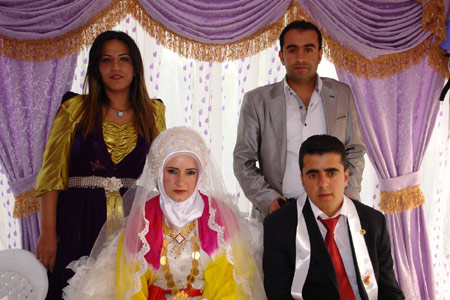 Yüksekova Düğünlerinden kareler (15.05.2010) 112