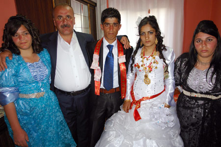 Yüksekova Düğünlerinden kareler (15.05.2010) 120