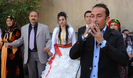 Yüksekova Düğünlerinden kareler (15.05.2010) 17