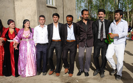 Yüksekova Düğünlerinden kareler (15.05.2010) 53