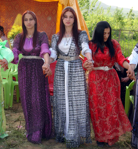 Yüksekova Düğünlerinden kareler (15.05.2010) 60