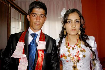 Yüksekova Düğünlerinden kareler (15.05.2010) 7