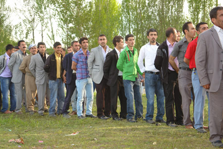 Yüksekova Düğünlerinden kareler (15.05.2010) 87