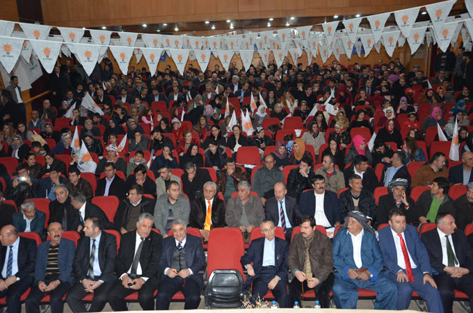 AKP'nin Hakkari 5. Olağan Kongresi yapıldı 1