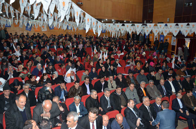AKP'nin Hakkari 5. Olağan Kongresi yapıldı 2