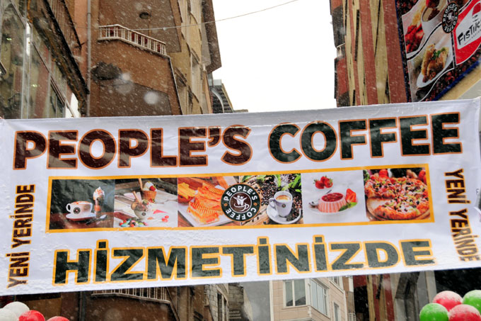 Hakkari'de peoples coffee yeni yerine taşındı 6
