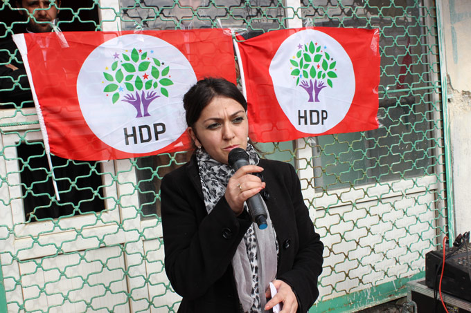 Derecik'te HDP Belde binası açıldı 8