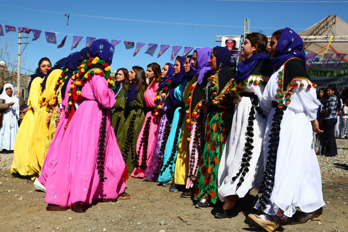 Kadınlardan renkli 8 Mart kutlamaları 50