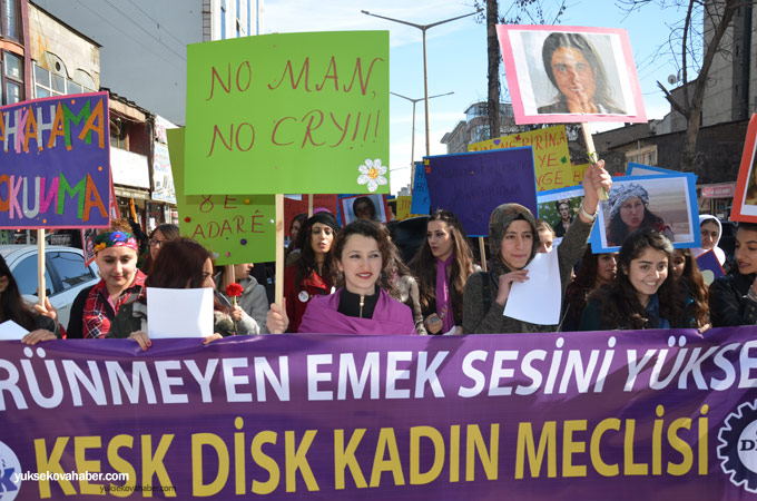 Yüksekova'da kadınlardan yürüyüş ve basın açıklaması 2